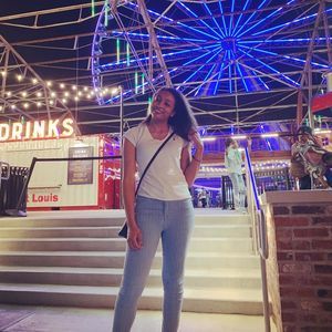 Meet your Posher, Maya